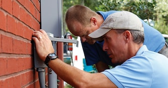 How to Hook Up a Generator